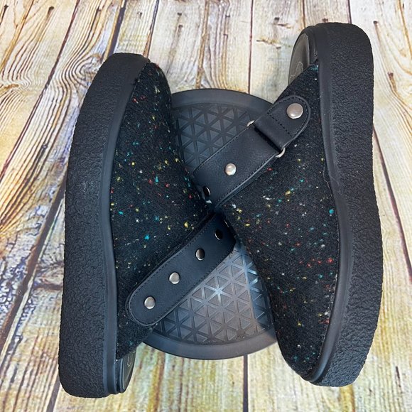 Rocket Dog Women's Studded Strap Flannel Platform Clogs Flats Sandals Size 9.5 - Picture 5 of 8